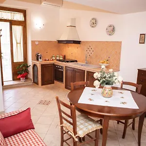 Casa vacanze Near Cefalù., Caronia Marina